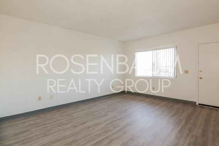 Building Photo - 1518 E Hedrick Dr