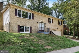 Building Photo - 4223 Avon Dr