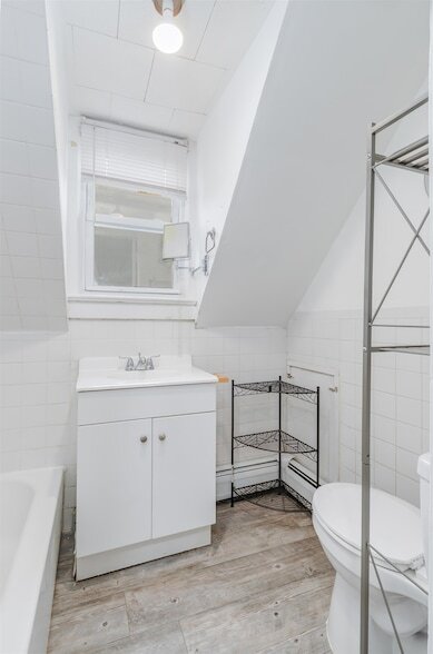 Building Photo - 788 Avenue A