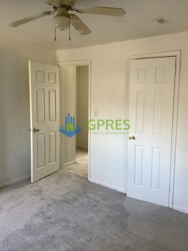 Building Photo - 9210-9212 Florida Ave.