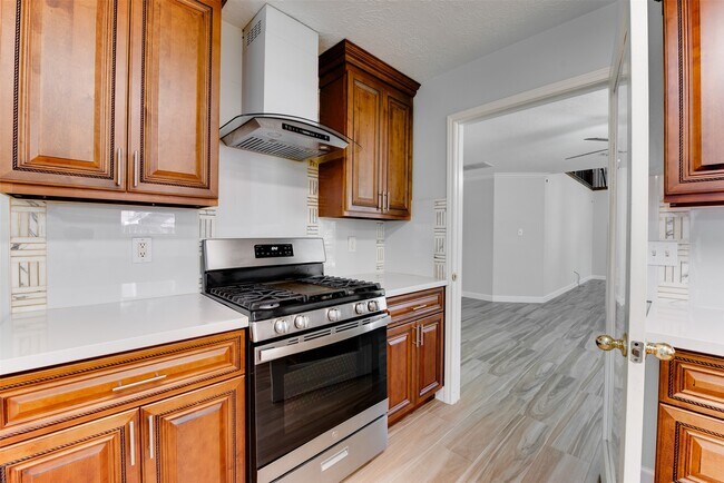 Building Photo - 6930 Haven Creek Dr