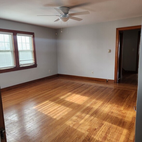 Building Photo - 5 Liscomb St