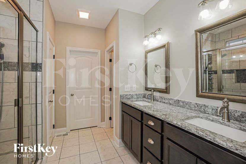 Building Photo - 163 Melbourne Dr