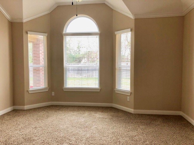 Building Photo - 3022 Rocky Canyon Dr