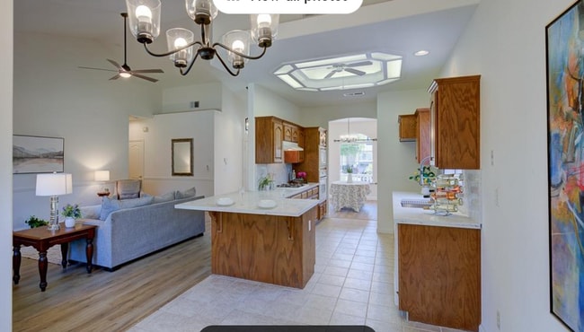 Building Photo - 2684 E Kelso Ave