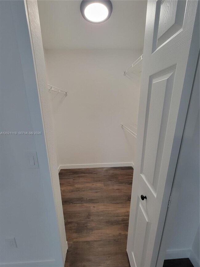 Building Photo - 3415 Sulstone Dr
