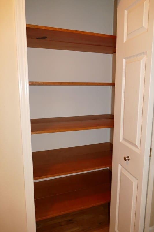 Building Photo - SE Garrett Dr - Milwaukie 3 bedroom with hardwood floors