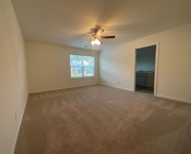 Building Photo - Nice 3 bedroom/2 bath - East Morristown