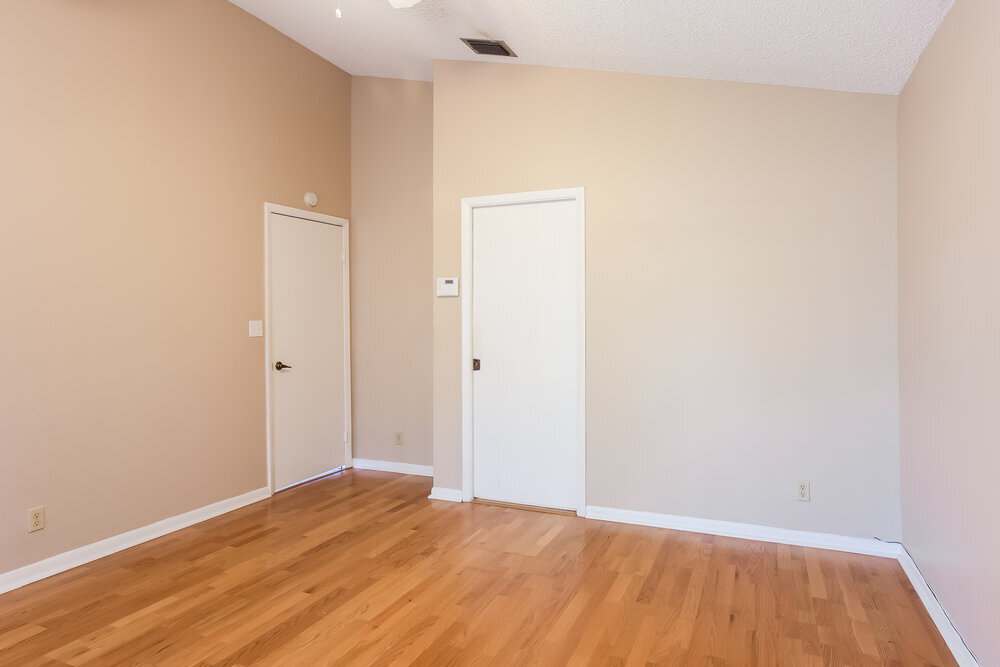 Building Photo - 18811 La Costa Ln