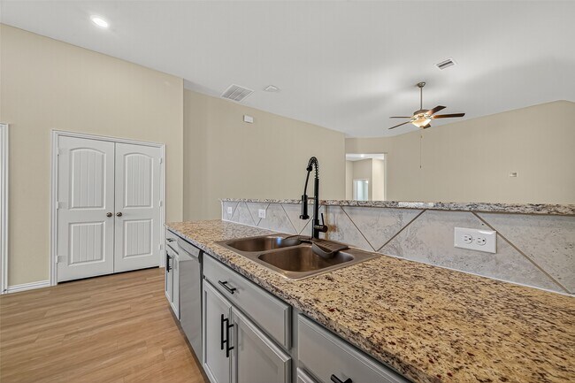 Building Photo - 6238 Milbridge Creek Ln