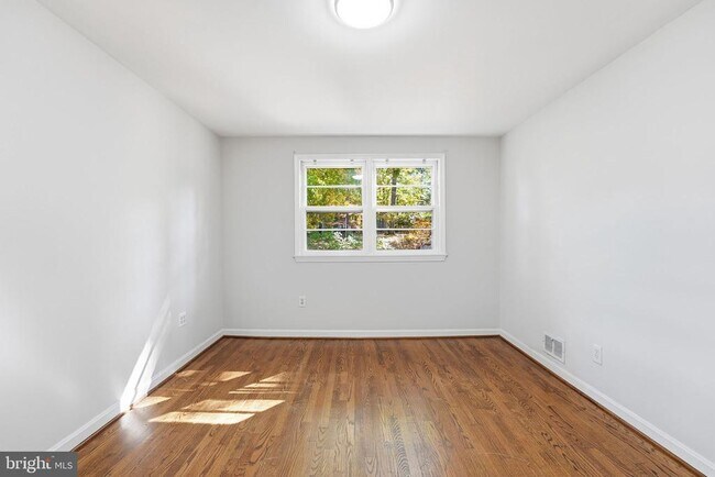 Building Photo - 2904 Swanee Ln