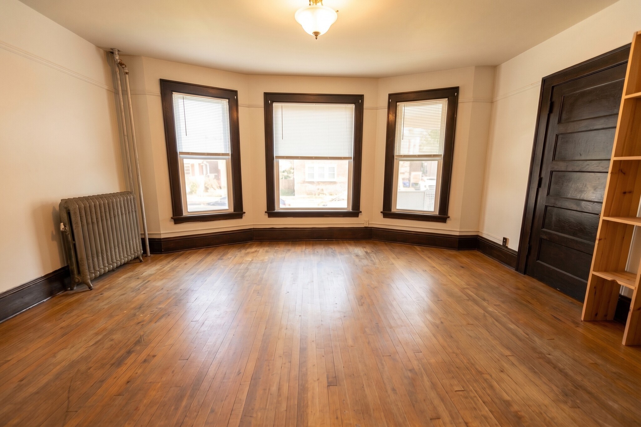 Building Photo - 410 W Mifflin St