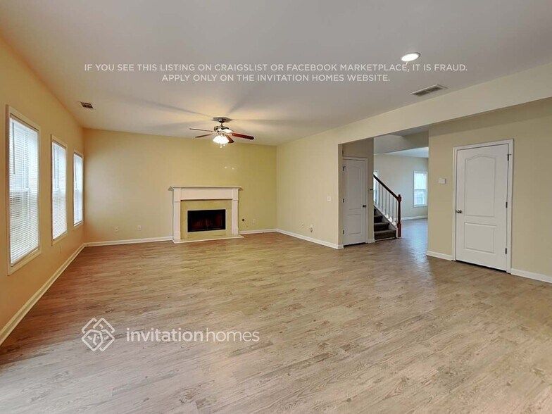 Building Photo - 2420 Brighton Ct