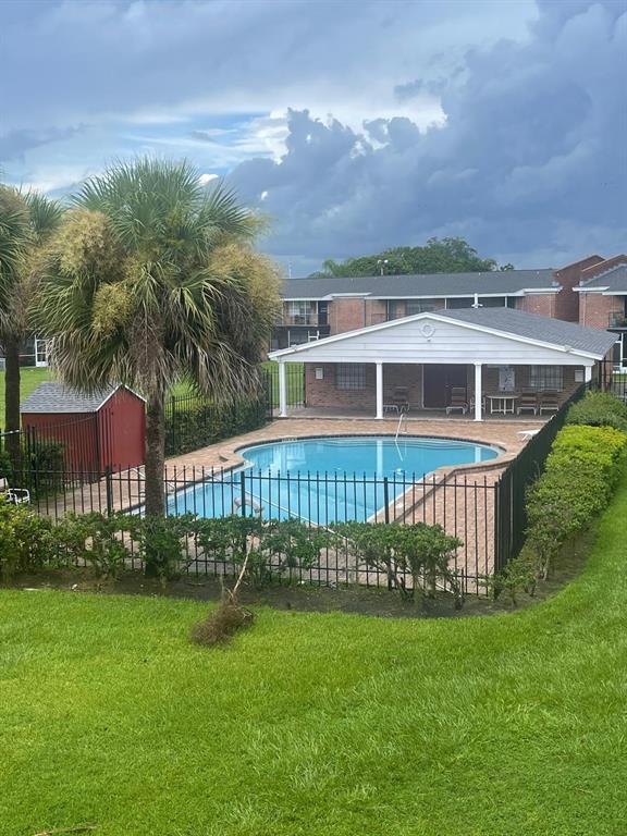 Building Photo - 1432 Holden Ave