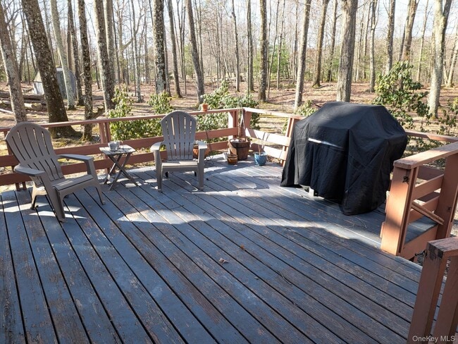 Building Photo - 37 Hill Rd