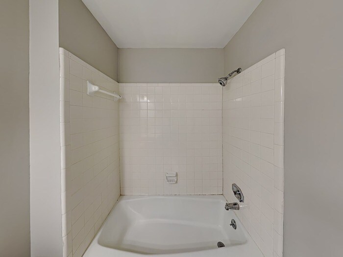 Building Photo - 8878 Carroll Manor Dr
