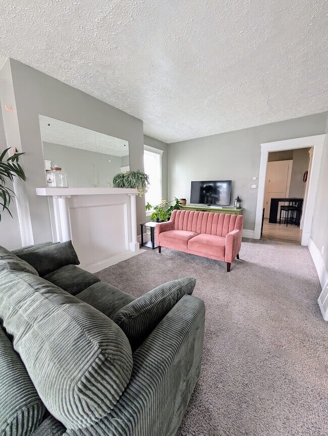 Building Photo - 80 Byers Ave