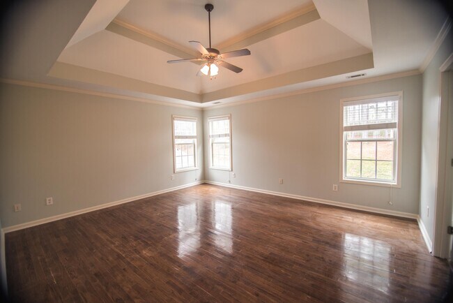 Building Photo - 22 Brightling Ln