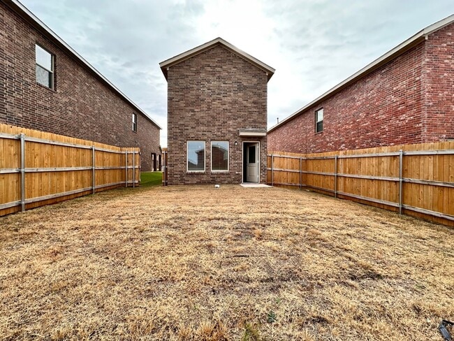 Building Photo - 3 Bed New Build Home