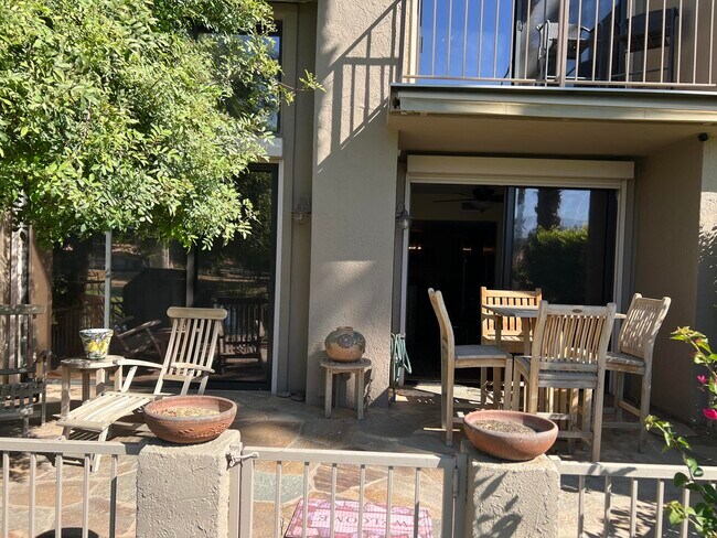 Building Photo - 38145 Crocus Ln