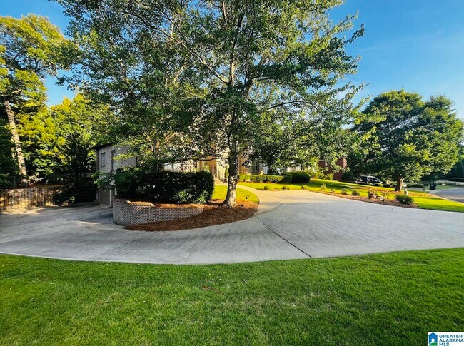 Building Photo - 6116 Rosemont Ct