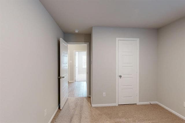 Building Photo - 422 Forsyth Dr