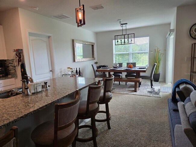 Building Photo - 3337 Perennial Ln