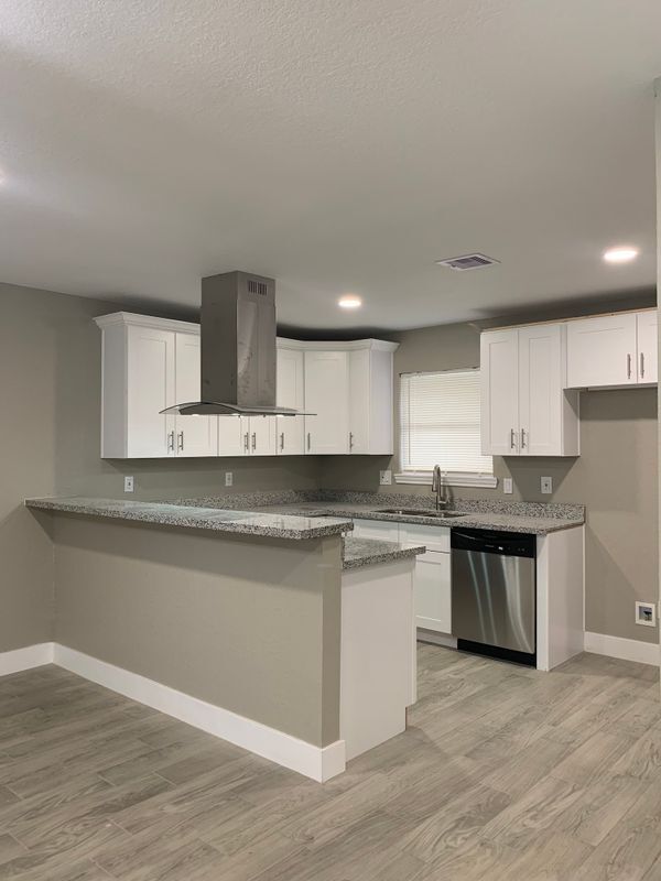 Building Photo - 231 Acker St