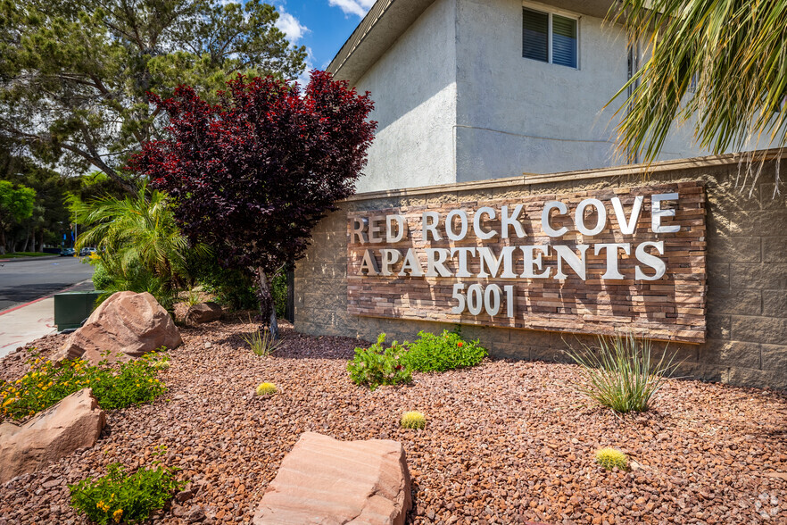 Monument Sign - Red Rock Cove-Newly Renovated Apartment Homes