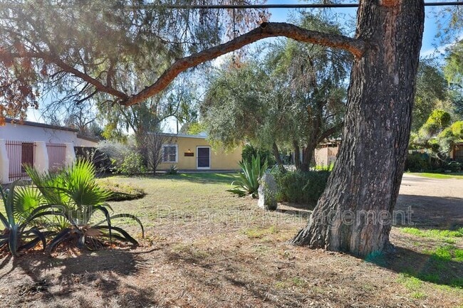 Building Photo - 3132 N 27th St