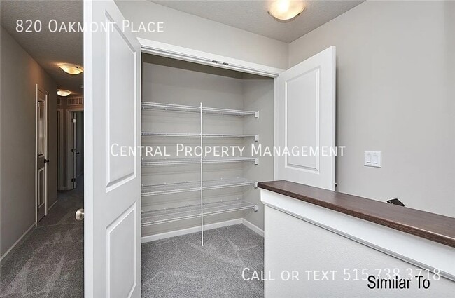 Building Photo - 820 Oakmont Pl