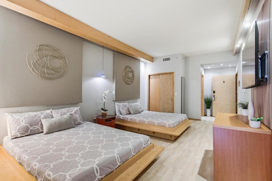 Building Photo - 101 Palm Harbor Pky