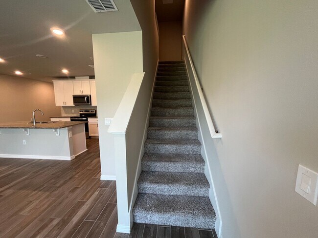 Building Photo - 2443 Sweet Viburnum Wy