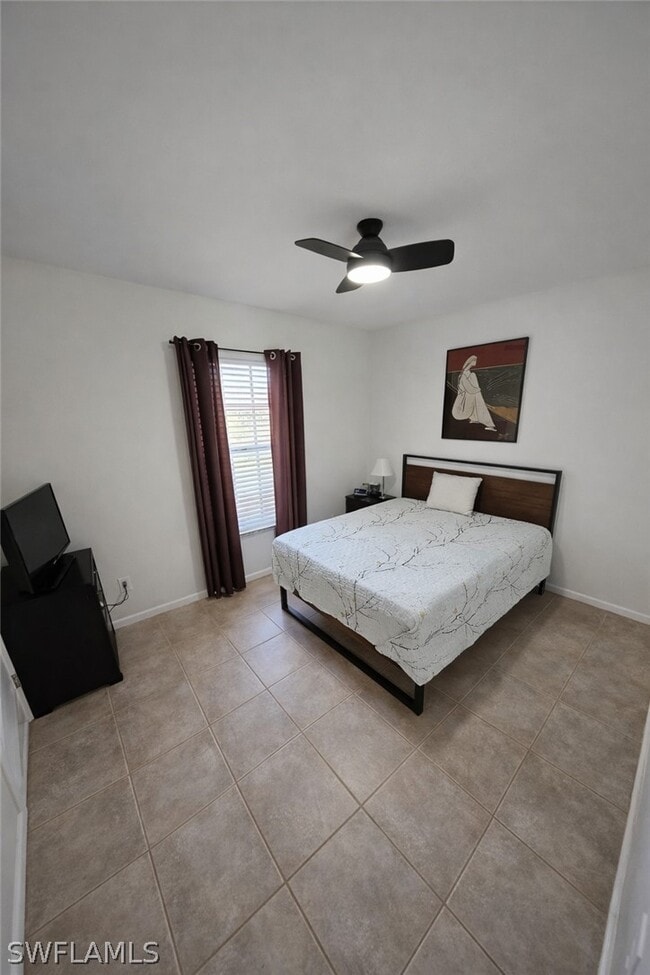 Building Photo - 4121 8th Ave SE