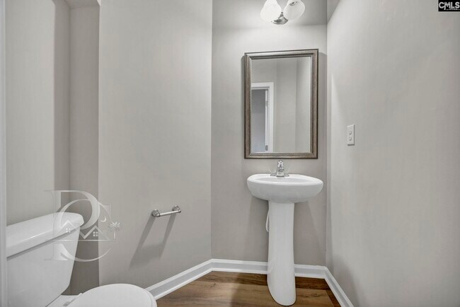 Building Photo - 122 Drummond Wy