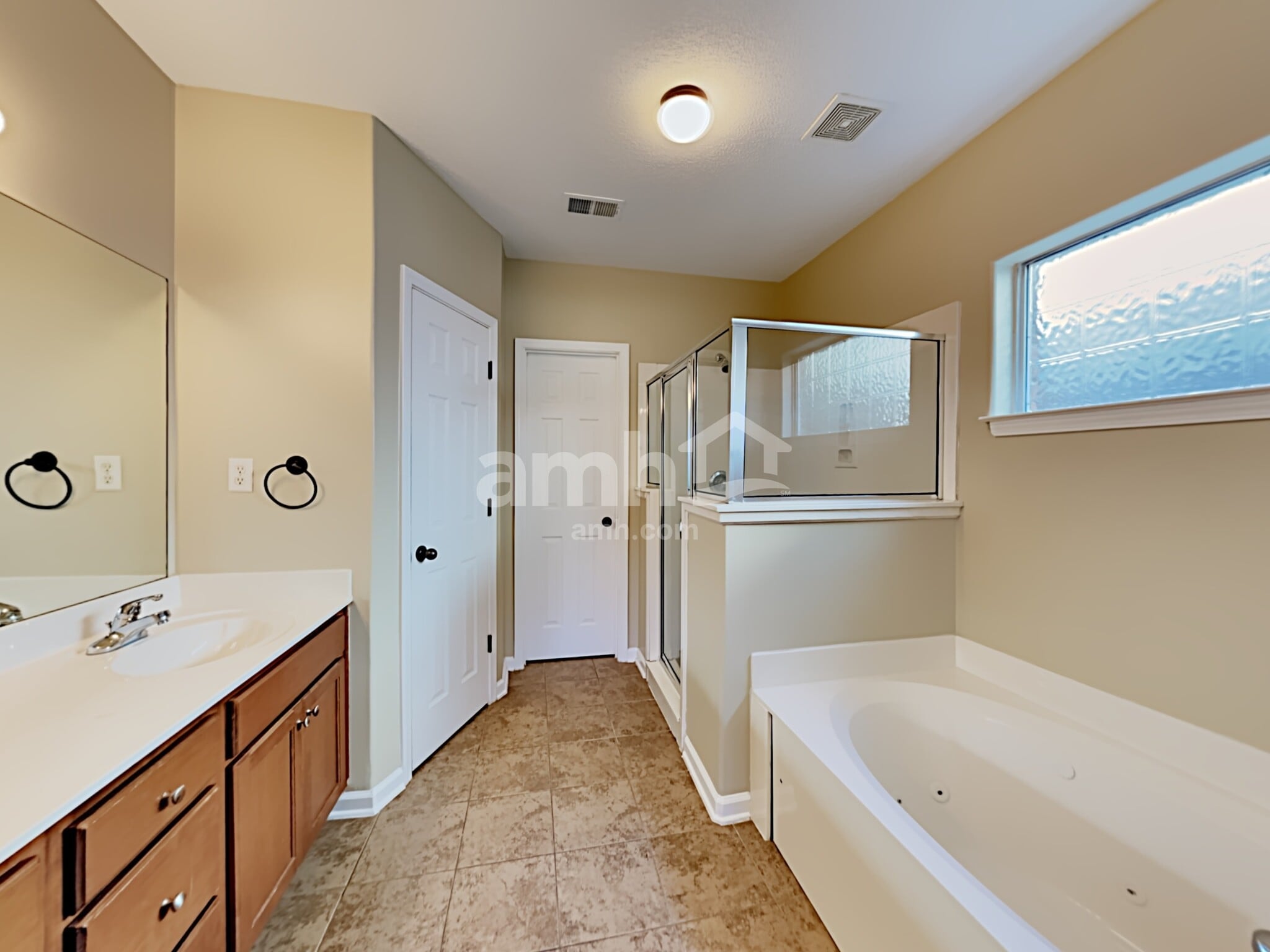 Building Photo - 7411 Appling Rain Dr