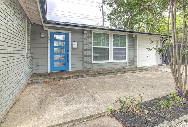 Building Photo - 1311 Westmoor Dr