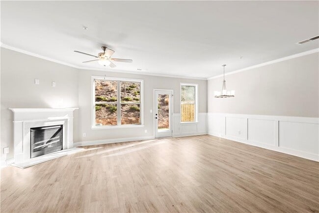 Building Photo - 360 Cherryhill Ln