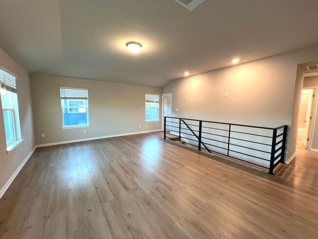 Building Photo - Two Story 5 bedrooms and 3 bath home for rent, Solar Panels, EV Charge Ready, in a quiet neighbor...
