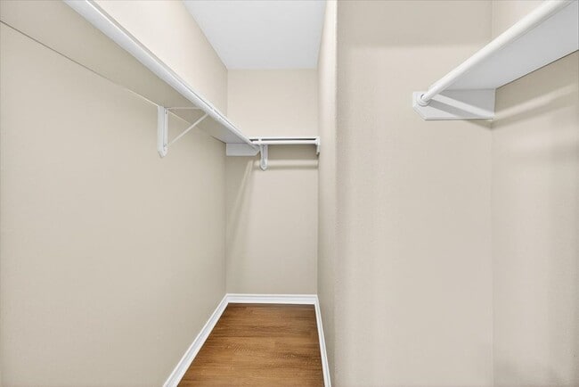 Building Photo - 3726 Sunnyville Dr