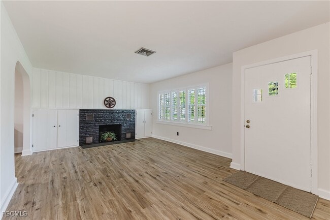 Building Photo - 1310 La Faunce Way