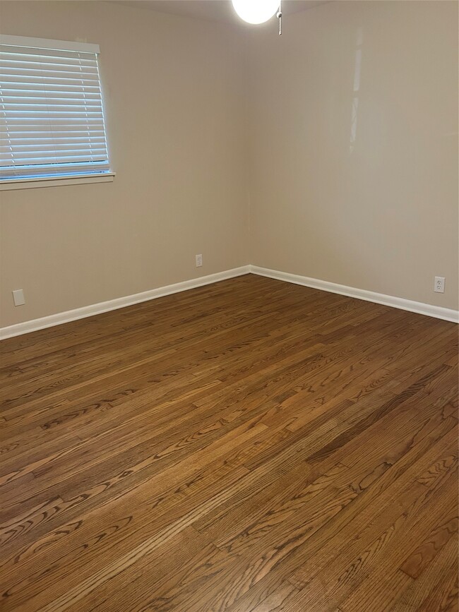 Building Photo - 3927 Faulkner St