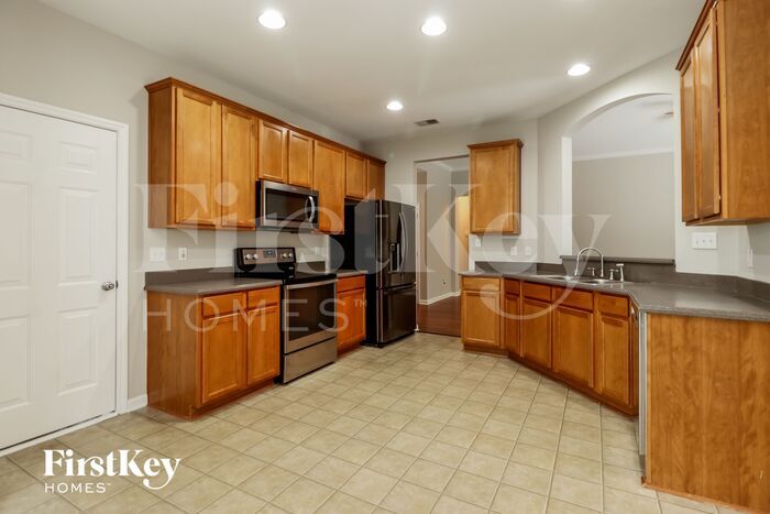 Building Photo - 9661 Pebble Creek Blvd