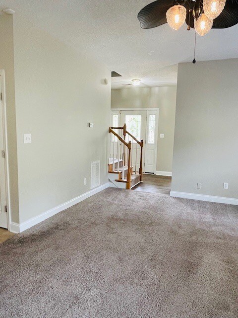 Building Photo - 144 Secretariat Dr