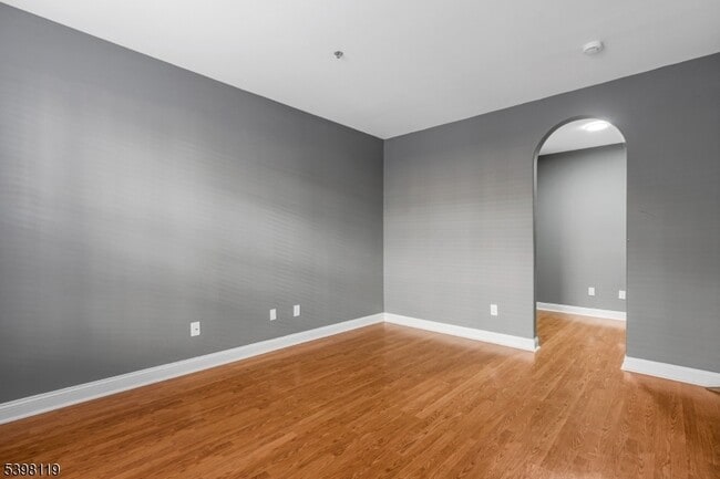 Building Photo - 225 Windmill Ct