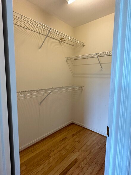 Walk In closet - 1100 Quaker Hill Dr