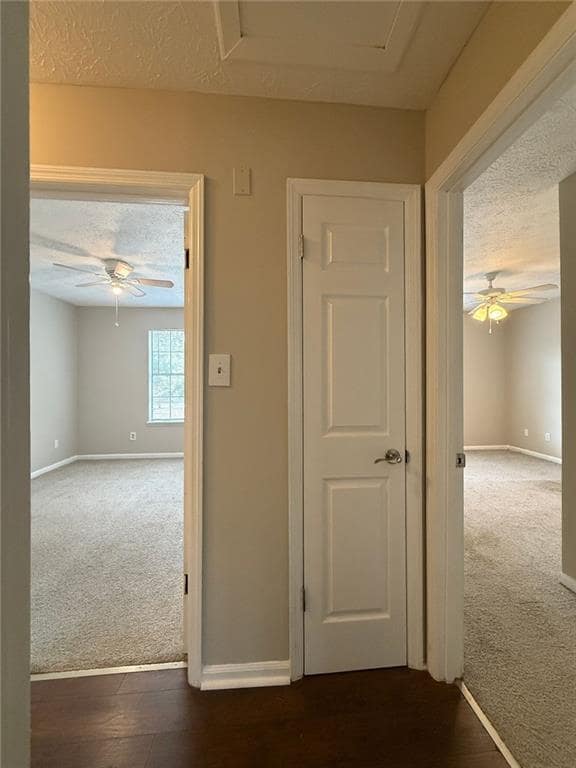 Building Photo - 8856 Gateridge Ct