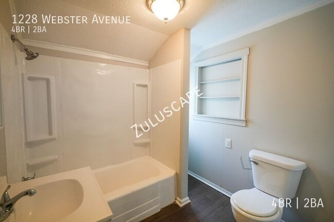 Building Photo - 1228 Webster Ave