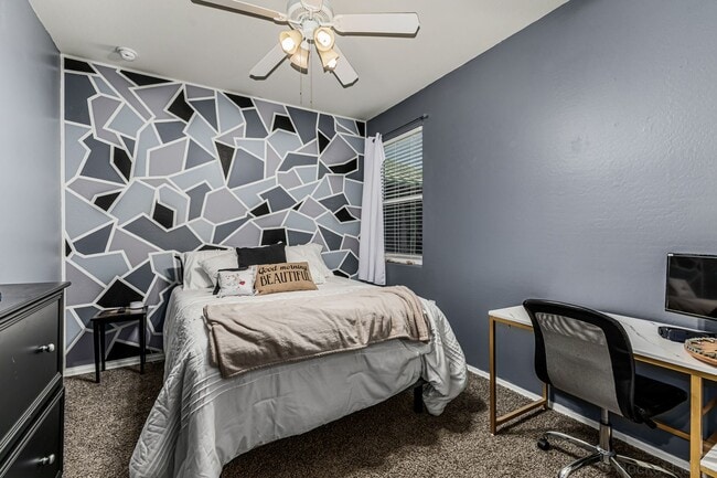 Building Photo - 5 Bedroom home in Maricopa