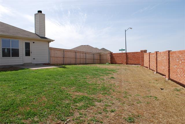 Building Photo - 1232 Sweetwater Dr